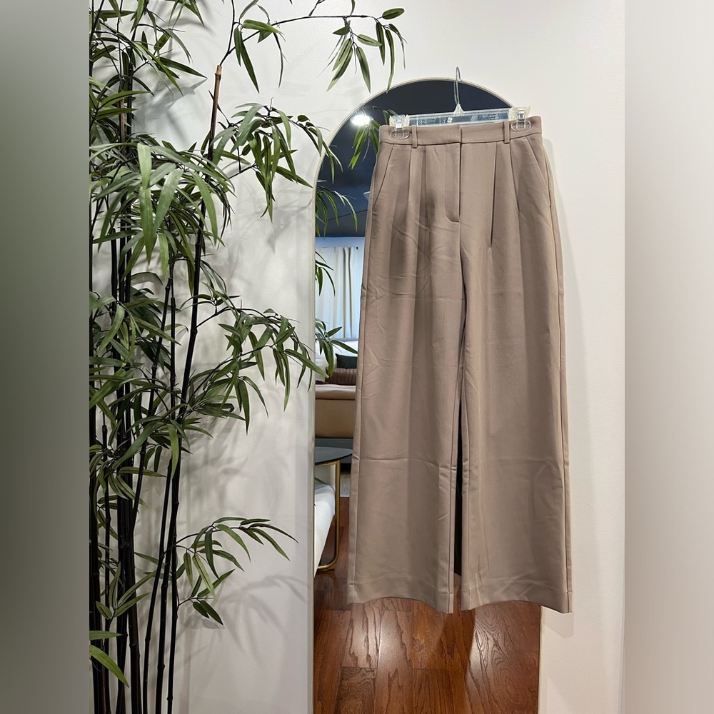 A&F Sloane Tailored Pant - Light Brown